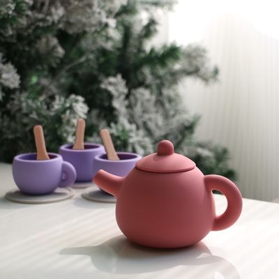 Nieuwe aankomst Kinderen Kinderen doen alsof ze thuis spelen Theepot Set Silicone speelgoed met 11pcs