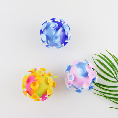 De multi Gekleurde Bal van de het Speelgoedzuignap van het Babysilicone voor Kinderenpartij