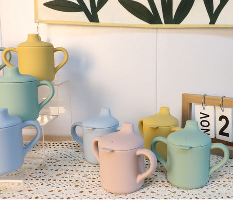 120ml silicone het Drinken Koppen voor Jonge geitjespeuter die OEM ODM opleiden