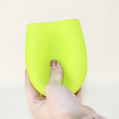 Van het het Siliconewater van de Pantonkleur de Vrije Kop BPA Geen Handvat Geen Deksel voor Wijnbier