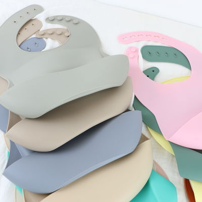 De gepersonaliseerde Slab van de Siliconebaby Duurzaam voor Babypeuter het Voeden
