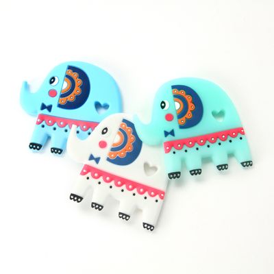 Van het de Rangsilicone van het olifantsvoedsel de Baby Teether BPA Vrij met past Embleem aan