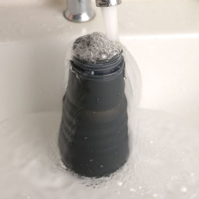 Lekvrije Vouwbare Silicone het Drinken Fles BPA Vrij voor Reis het Kamperen
