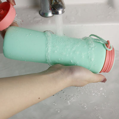 De roze Groene Opnieuw te gebruiken Fles van het Siliconewater voor Openluchtoem van de Sportenreis