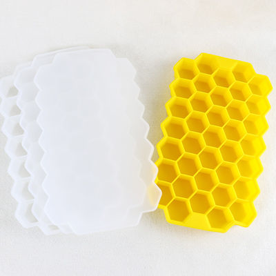 OEM van het Ijsblokjetray with lid honeycomb shape van pvc Vrije Zachte Rubber