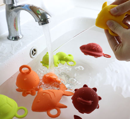 Glanzend het Siliconespeelgoed BPA van de Kleuren Rubberbaby Vrij voor Babywater het Drijven