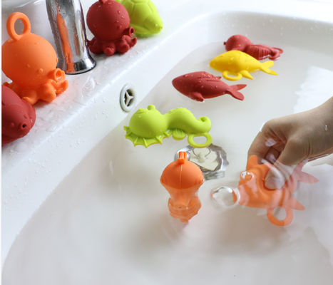 Glanzend het Siliconespeelgoed BPA van de Kleuren Rubberbaby Vrij voor Babywater het Drijven