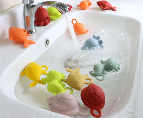 Glanzend het Siliconespeelgoed BPA van de Kleuren Rubberbaby Vrij voor Babywater het Drijven