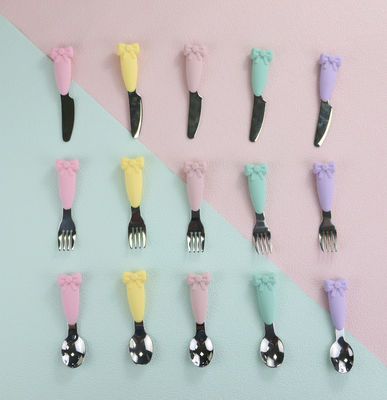 Bow Know roestvrijstalen babylepel siliconen handvat vorkmes voedingsset