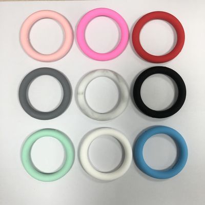 De in het groot PISSEN-Parels van de Silicone brandpuntso-ring voor DIY keychains