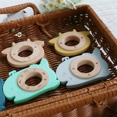 BPA-vrij siliconen baby tandarts met houten ring tandverlichting voor baby's Duurzaam