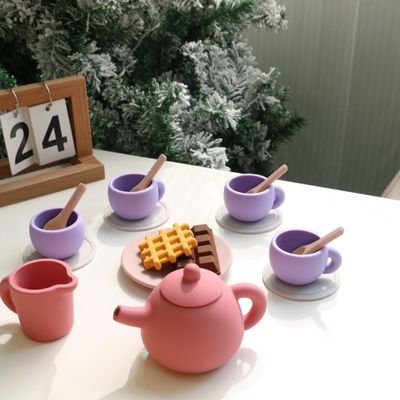 Nieuwste Kinderspeelgoed BPA gratis Food Grade 17pcs Set Silicone Cup Spoon Coast Dessert Teapot Toy Kit