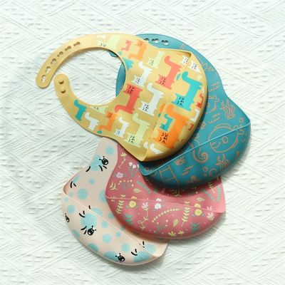 Bescherm uw baby kleding Silicone baby Bib Vlekbestendig Animal Printing Pattern Silicone Bib