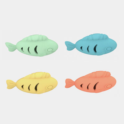 Groothandel kleurrijke BPA-vrije voedselkwaliteit Silicone Huisdier Training Hond Visvorm Speelgoed Snack Slow Leak Silicone Feeder Vis Speelgoed